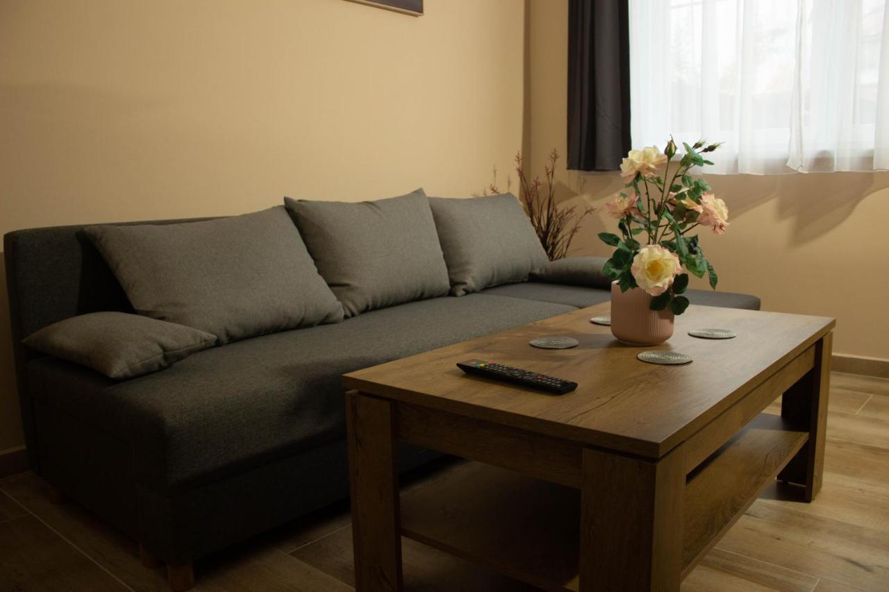 Apartmany Pilot Velka Hledsebe Extérieur photo